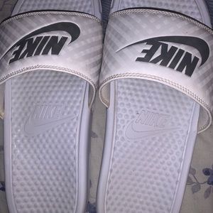 worn , needs a little scrub